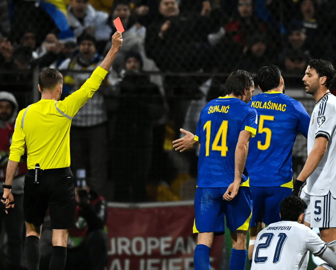 开云体育平台-波黑0-1意大利半场数据：射门13-2，射正4-2，良机0-0